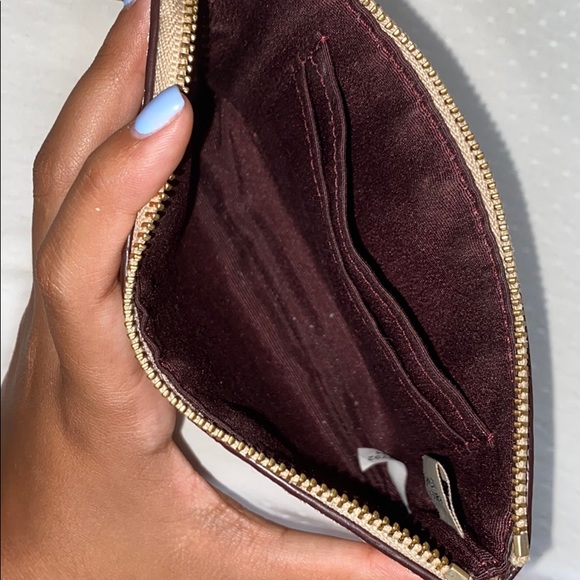 Key pouch - Picture 3 of 3